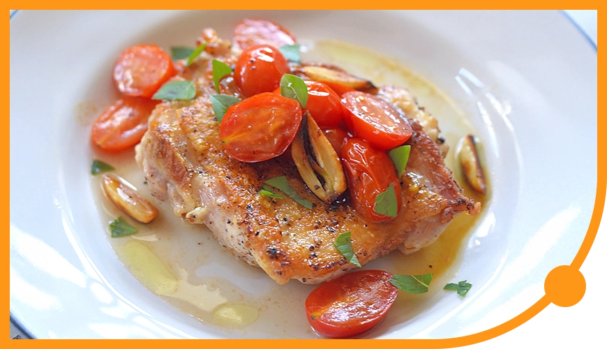 チキンソテー、オスミックトマトのソース